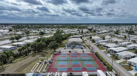 772 Imperial Drive North Port FL 34287
