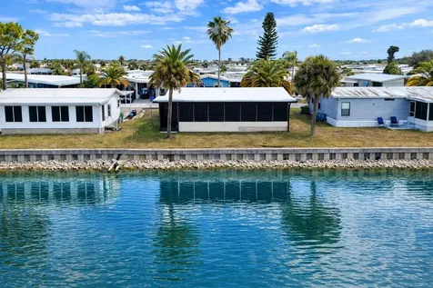 772 Imperial Drive North Port FL 34287