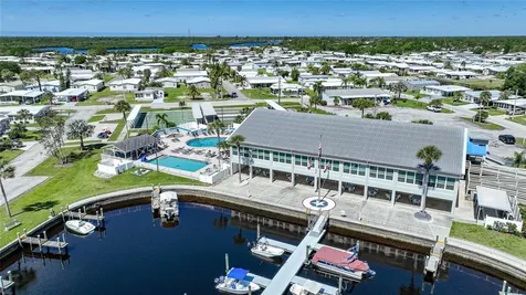 772 Imperial Drive North Port FL 34287