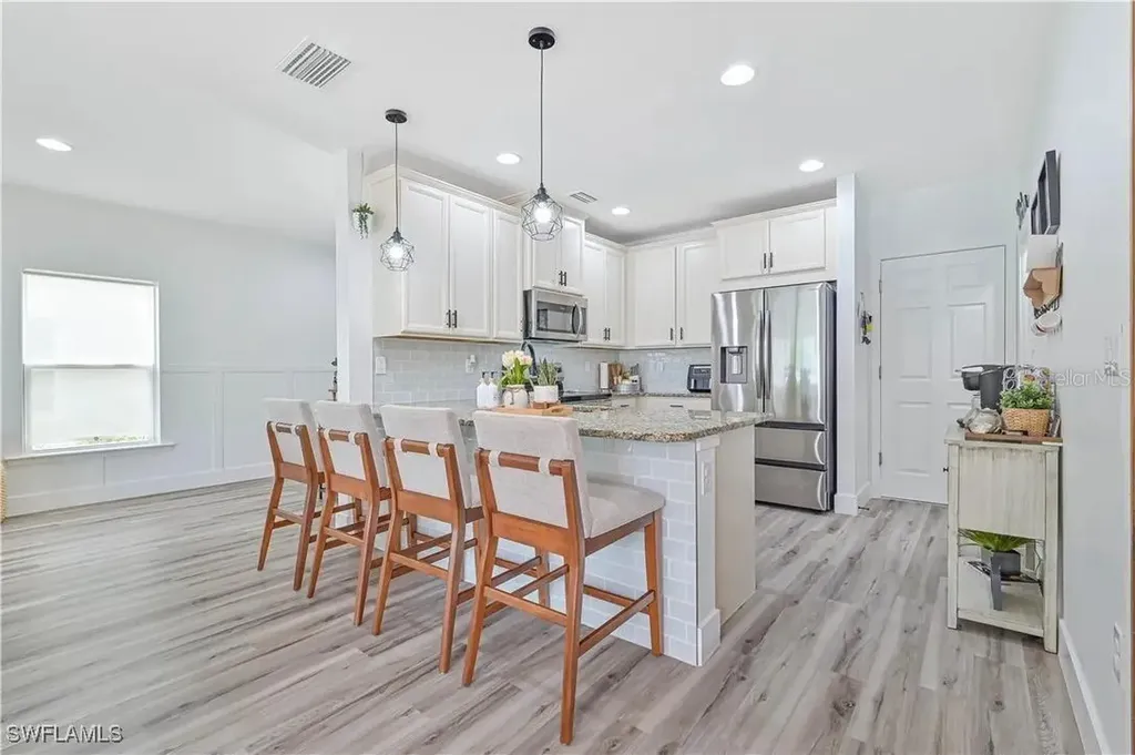3804 Tilbor Circle Fort Myers FL 33916