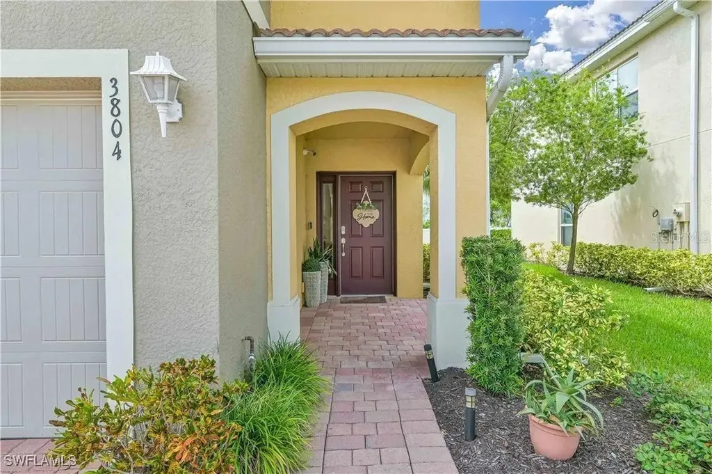 3804 Tilbor Circle Fort Myers FL 33916