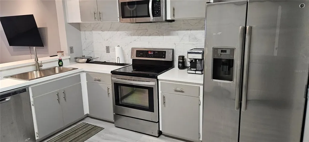 6210 Bayside Key Drive Tampa FL 33615