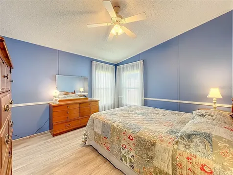 698 Cindi Avenue Leesburg FL 34788