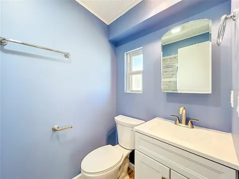 698 Cindi Avenue Leesburg FL 34788