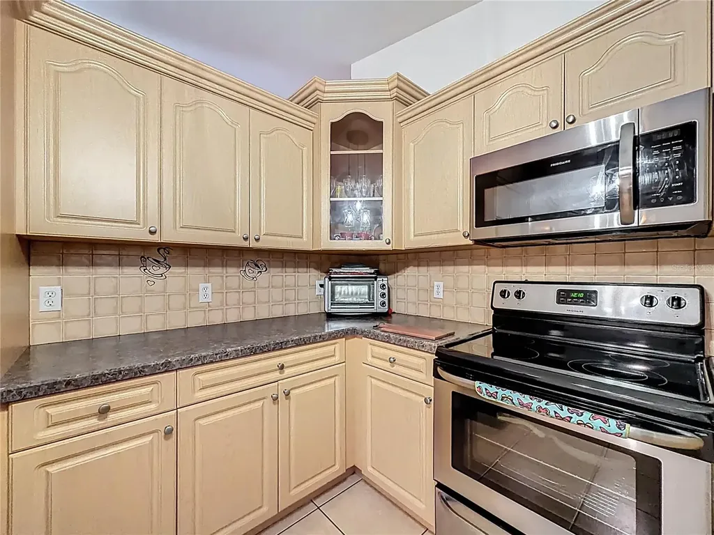 76 Teak Loop Ocala FL 34472