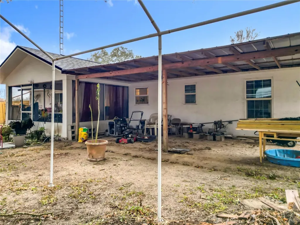 76 Teak Loop Ocala FL 34472