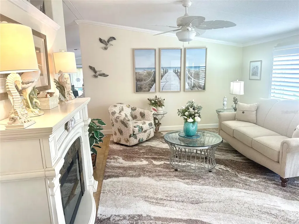 8442 County Road 109 Lady Lake FL 32159