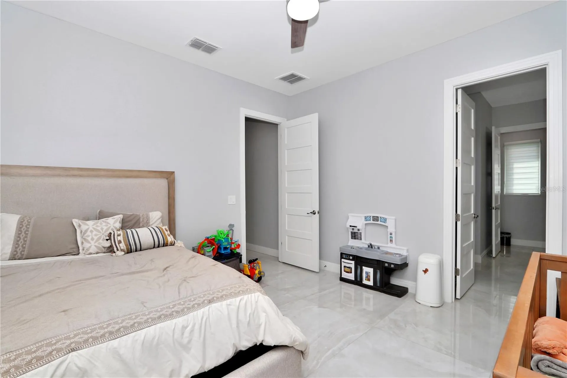 14742 SW 4th Avenue Ocala FL 34473