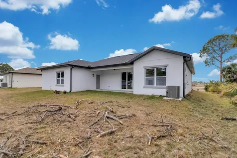 1821 Missouri Road NW Palm Bay FL 32907