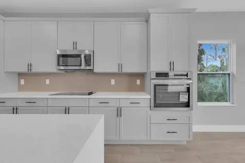 1821 Missouri Road NW Palm Bay FL 32907