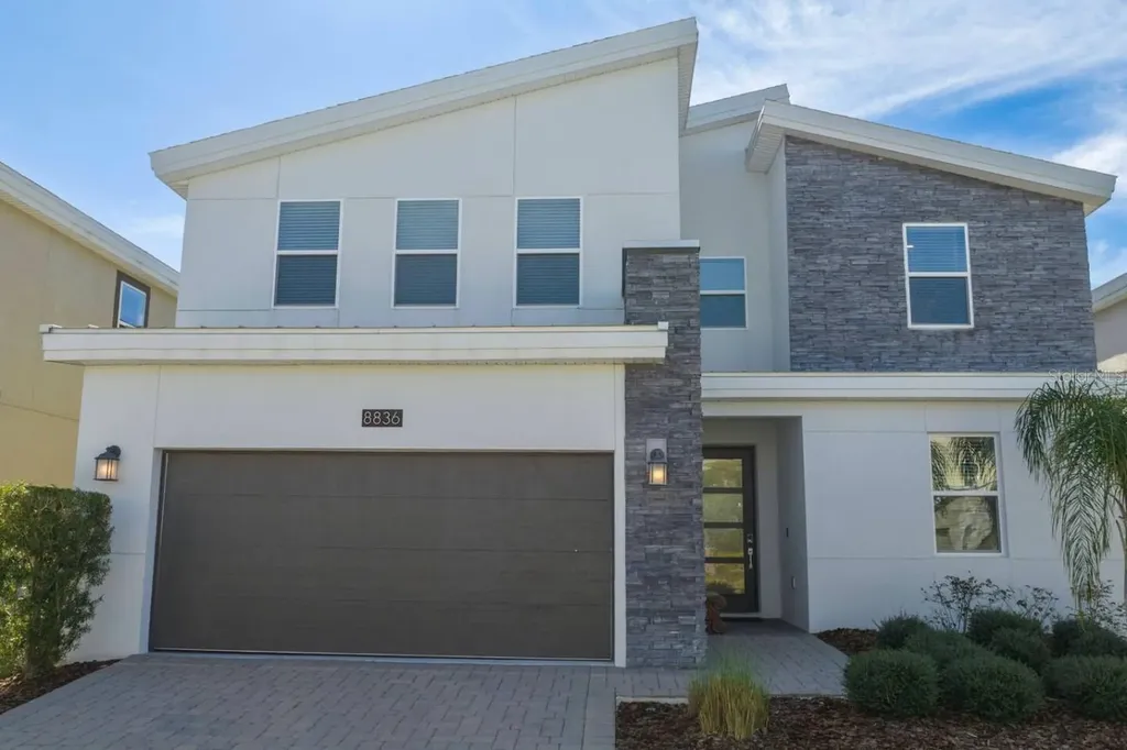 8836 Cruden Bay Court Davenport FL 33896