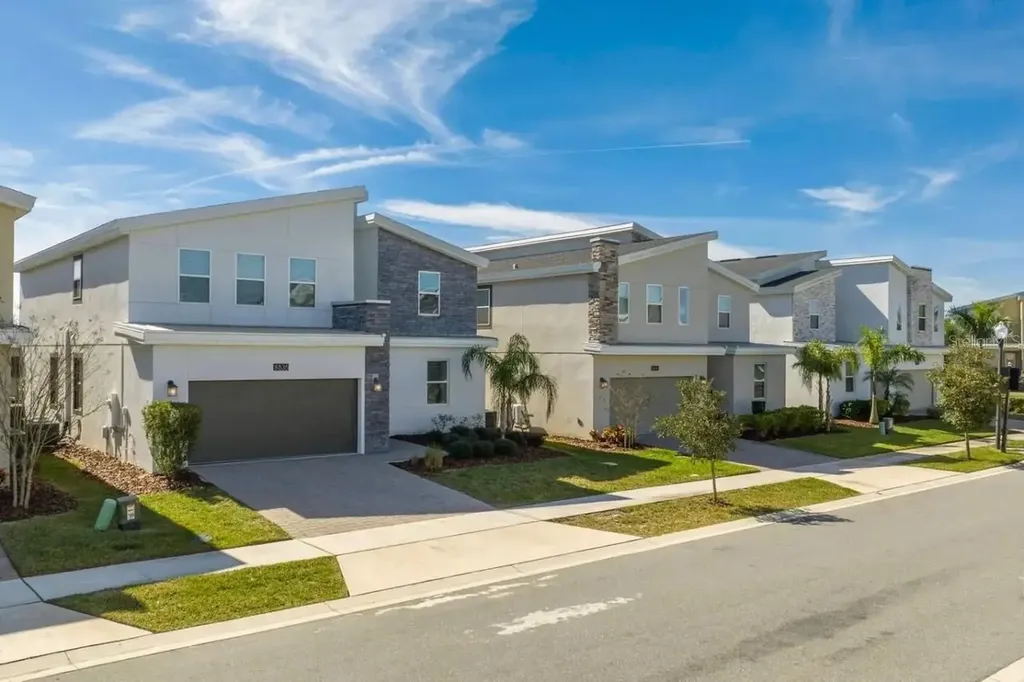 8836 Cruden Bay Court Davenport FL 33896