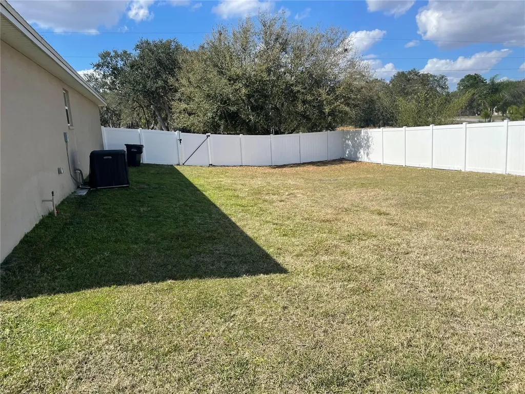 33 Deer Road Frostproof FL 33843