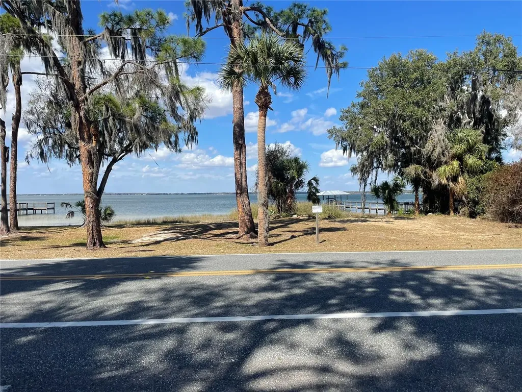 33 Deer Road Frostproof FL 33843