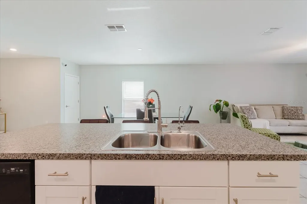 4513 Eternal Prince Drive Sun City Center FL 33573