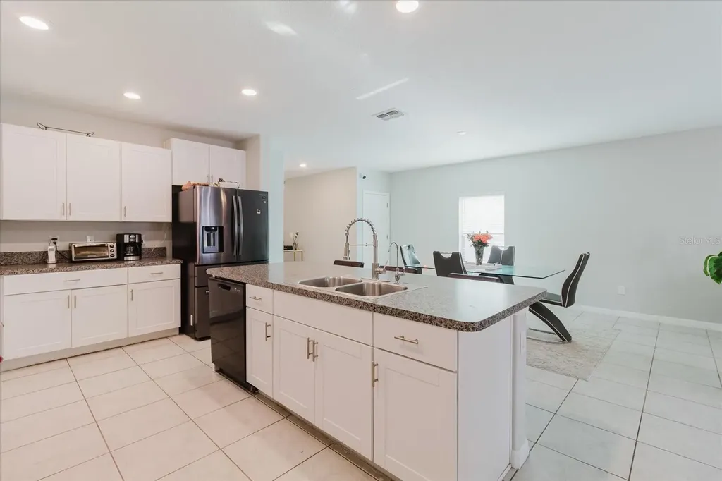 4513 Eternal Prince Drive Sun City Center FL 33573