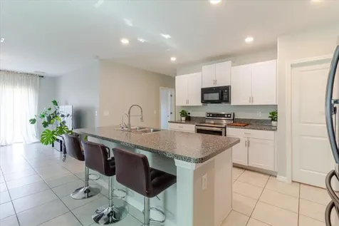 4513 Eternal Prince Drive Sun City Center FL 33573