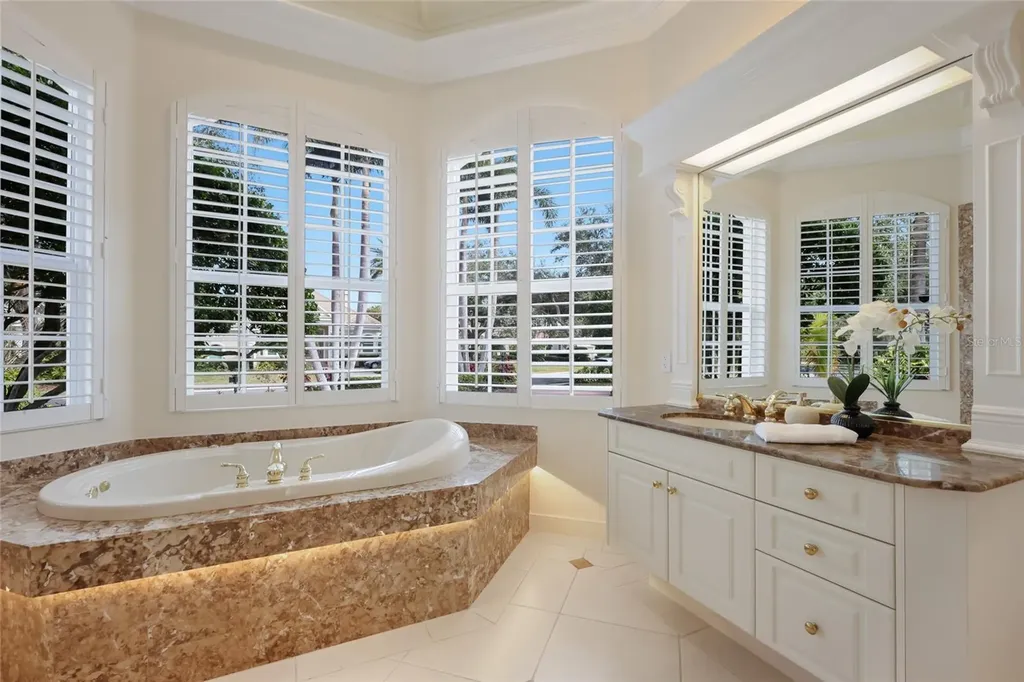 7908 Warwick Gardens Lane University Park FL 34201