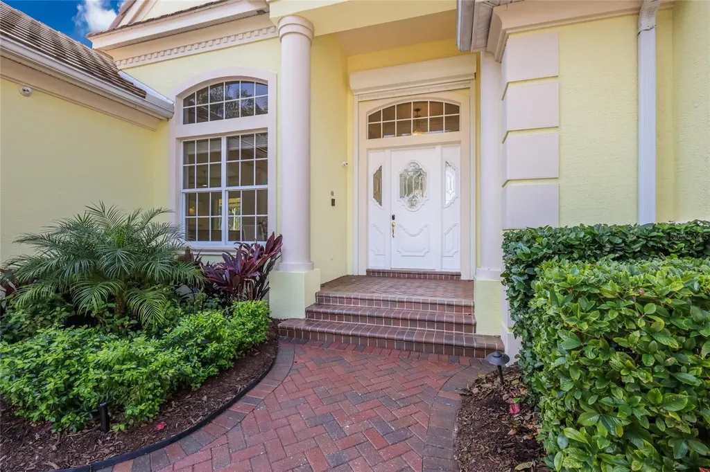 7908 Warwick Gardens Lane University Park FL 34201