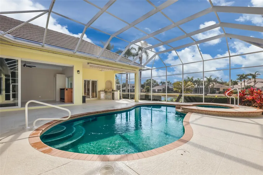 7908 Warwick Gardens Lane University Park FL 34201