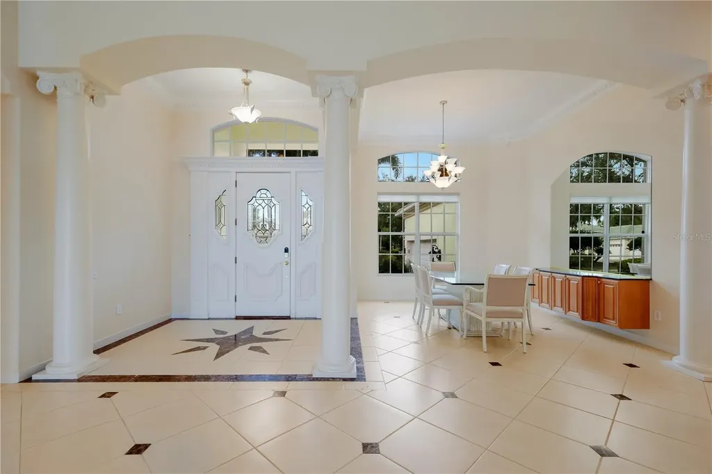 7908 Warwick Gardens Lane University Park FL 34201