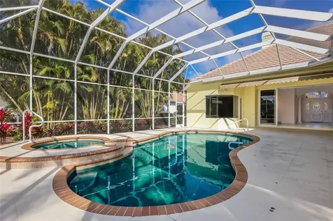 7908 Warwick Gardens Lane University Park FL 34201