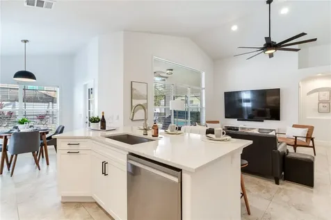 12134 Bishopsford Drive Tampa FL 33626