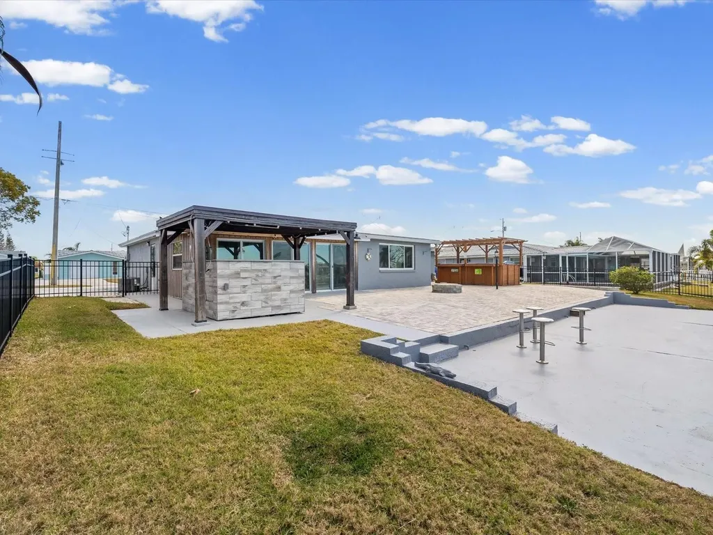 12809 4th Isle Hudson FL 34667