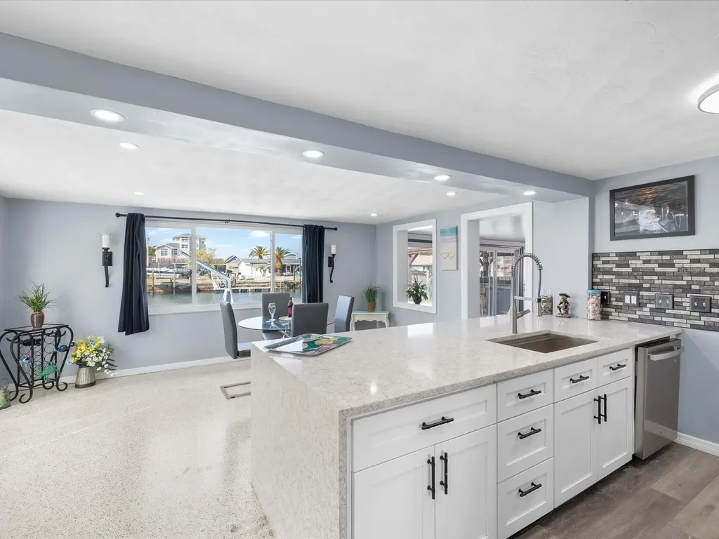12809 4th Isle Hudson FL 34667