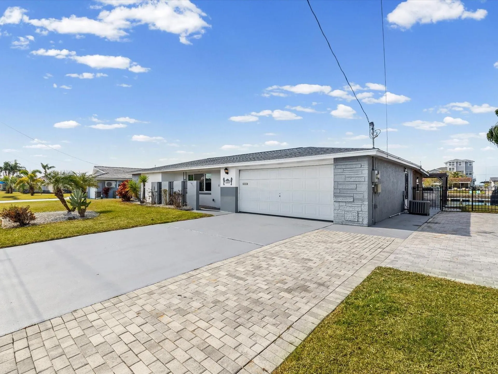 12809 4th Isle Hudson FL 34667
