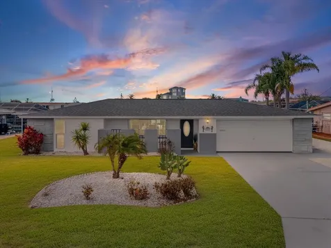 12809 4th Isle Hudson FL 34667