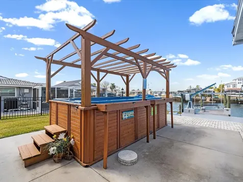 12809 4th Isle Hudson FL 34667