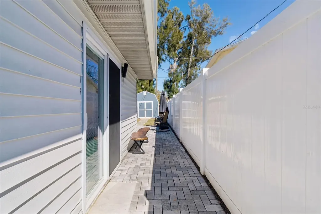 3461 Beechwood Terrace N Pinellas Park FL 33781