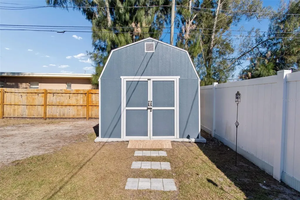 3461 Beechwood Terrace N Pinellas Park FL 33781