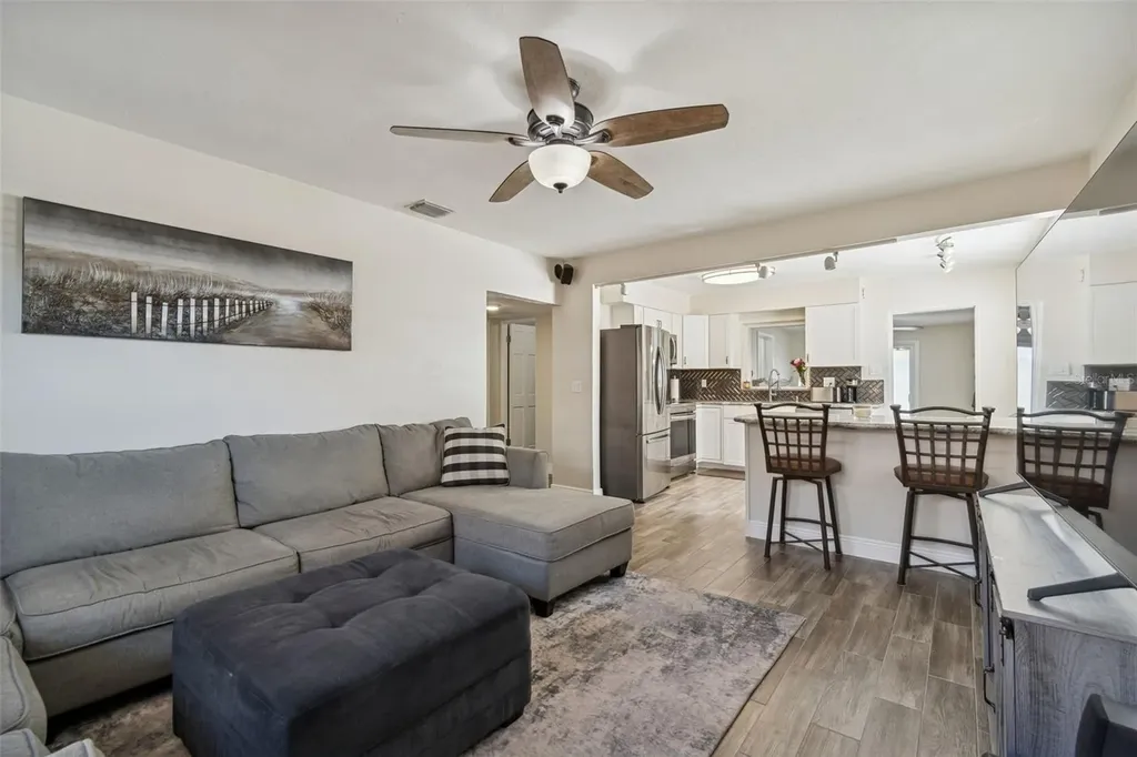 3461 Beechwood Terrace N Pinellas Park FL 33781