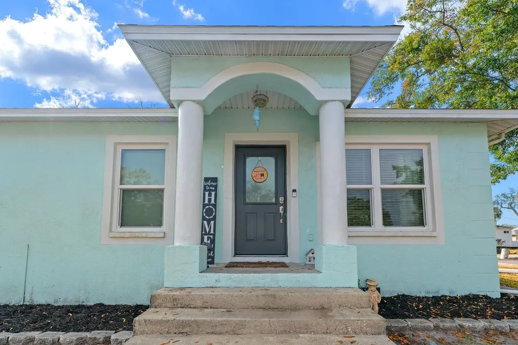 5316 W Idaho Street Tampa FL 33616