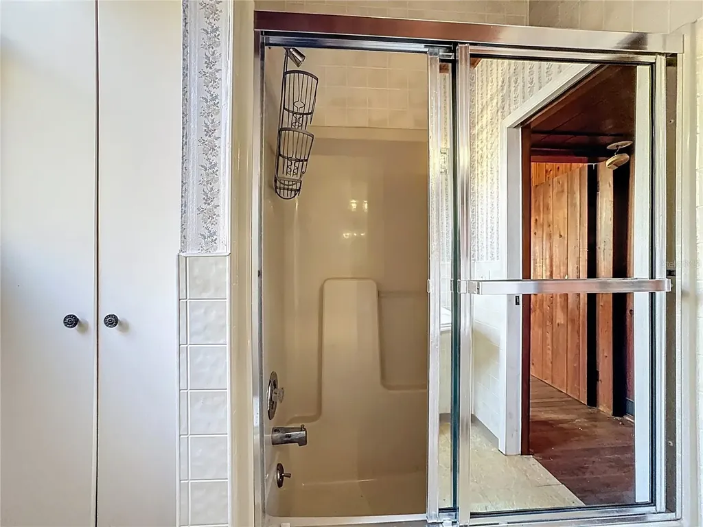 5759 Lake Street Mount Dora FL 32757
