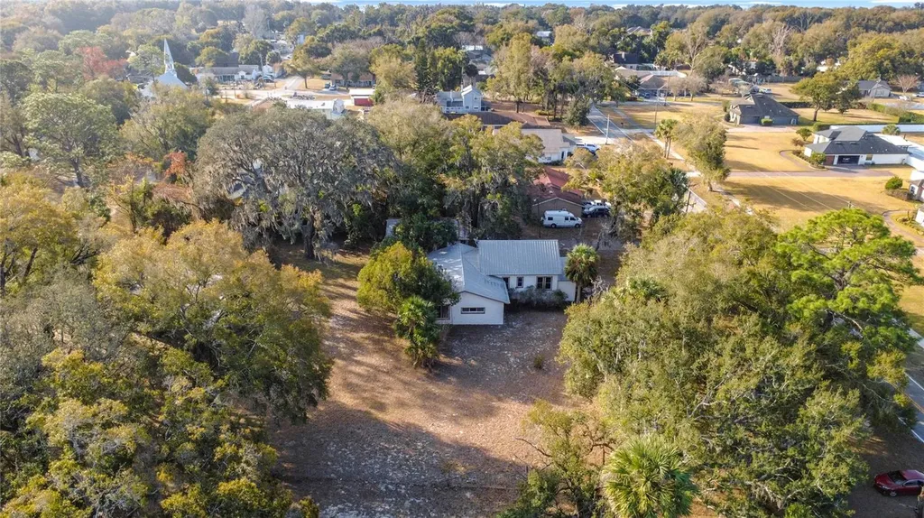 5759 Lake Street Mount Dora FL 32757