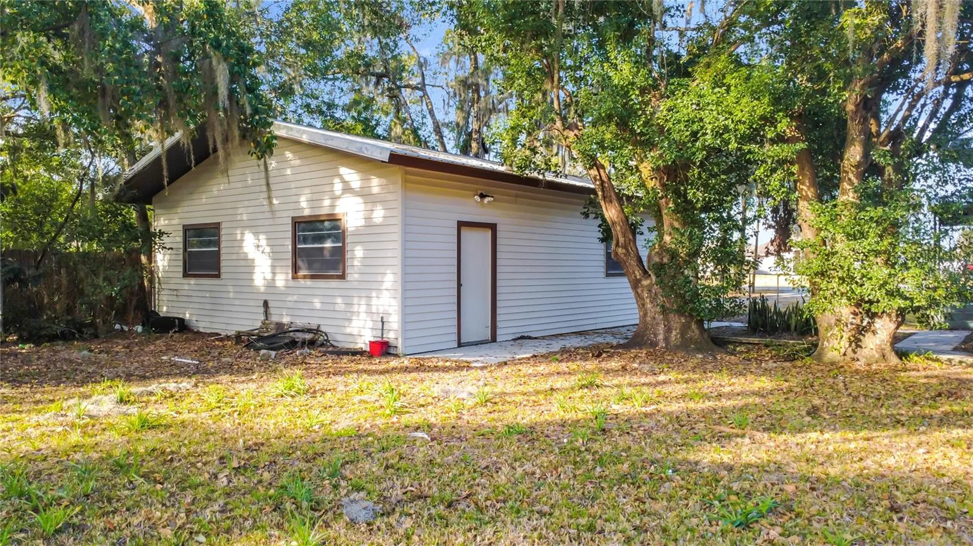 5759 Lake Street Mount Dora FL 32757