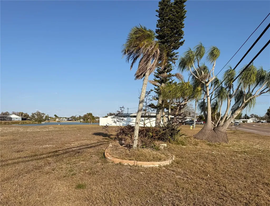 303 Shamrock Boulevard Venice FL 34293