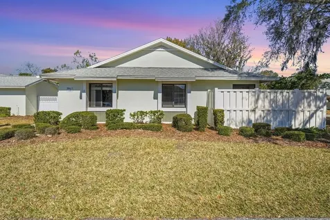 1 Lake Forest Place Palm Coast FL 32137