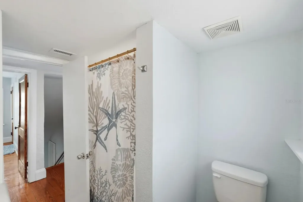 7 Clarendon Court Daytona Beach FL 32118