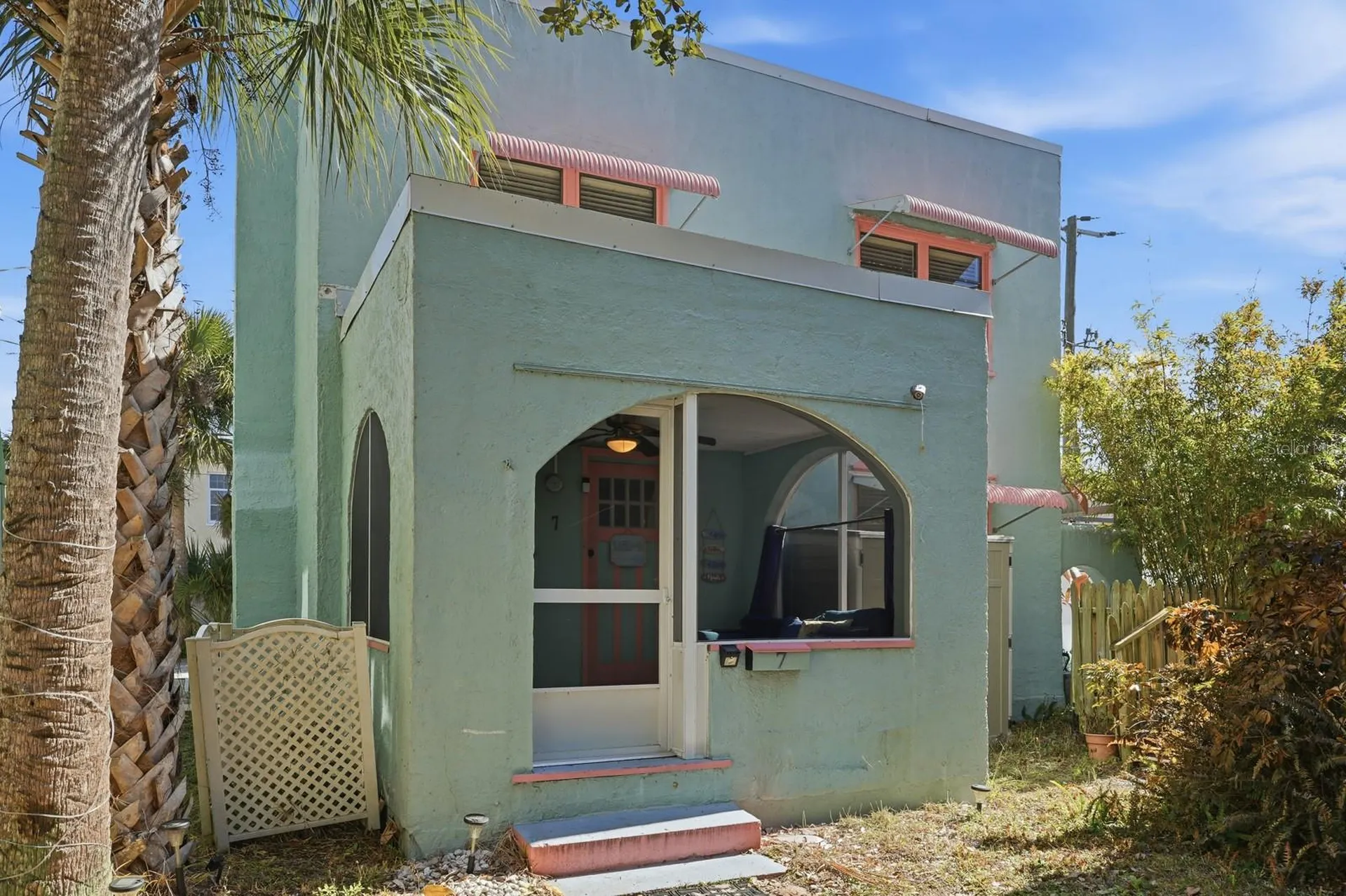 7 Clarendon Court Daytona Beach FL 32118
