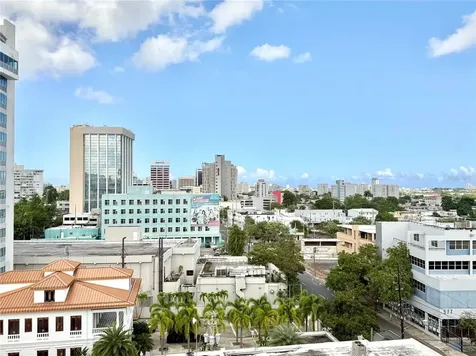 2 Vela Esq. Ponce De Leon San Juan PR 00918