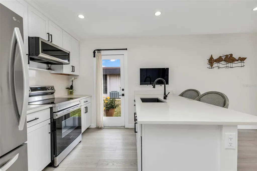 232 W Henry Street Punta Gorda FL 33950