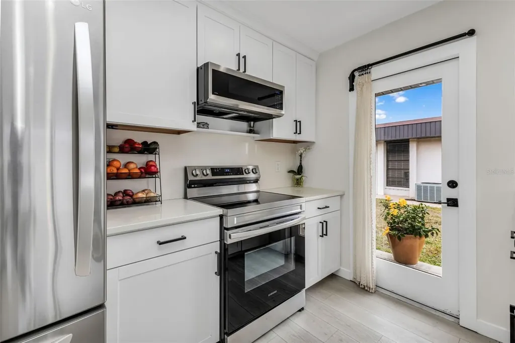 232 W Henry Street Punta Gorda FL 33950