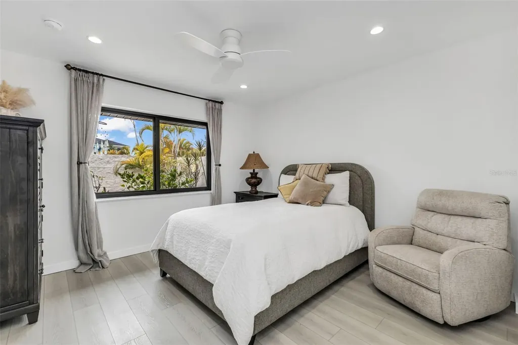 232 W Henry Street Punta Gorda FL 33950