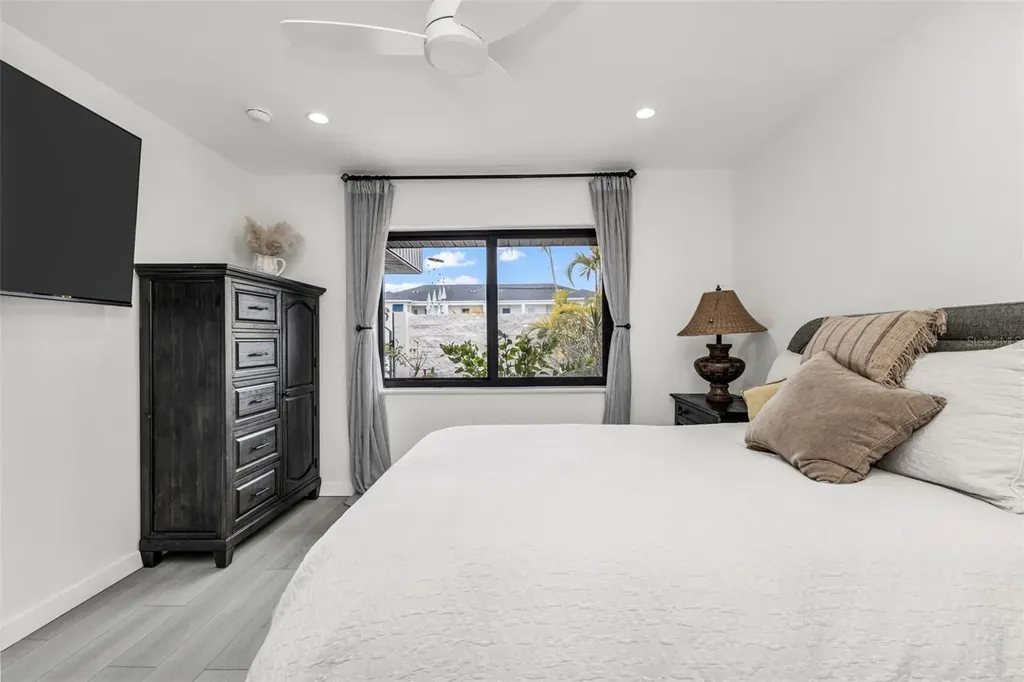 232 W Henry Street Punta Gorda FL 33950