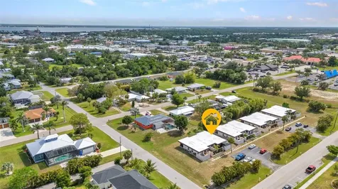 232 W Henry Street Punta Gorda FL 33950