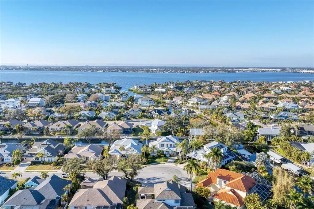4627 Barracuda Drive Bradenton FL 34208
